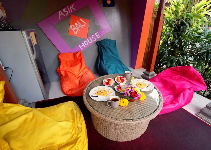 Asik Bali House 2*