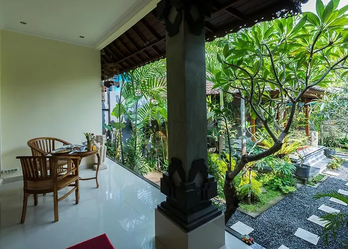 Guest house Asik Bali House