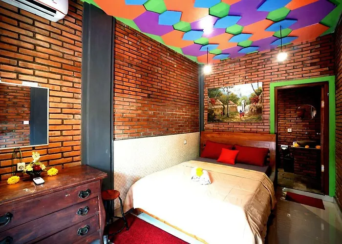 Asik Bali House 2*