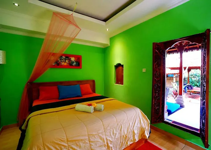 Asik Bali House 2*
