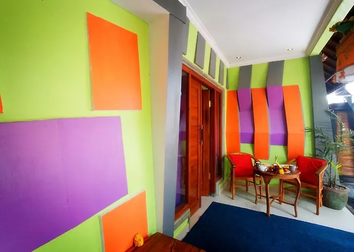 Guest house Asik Bali House 2*